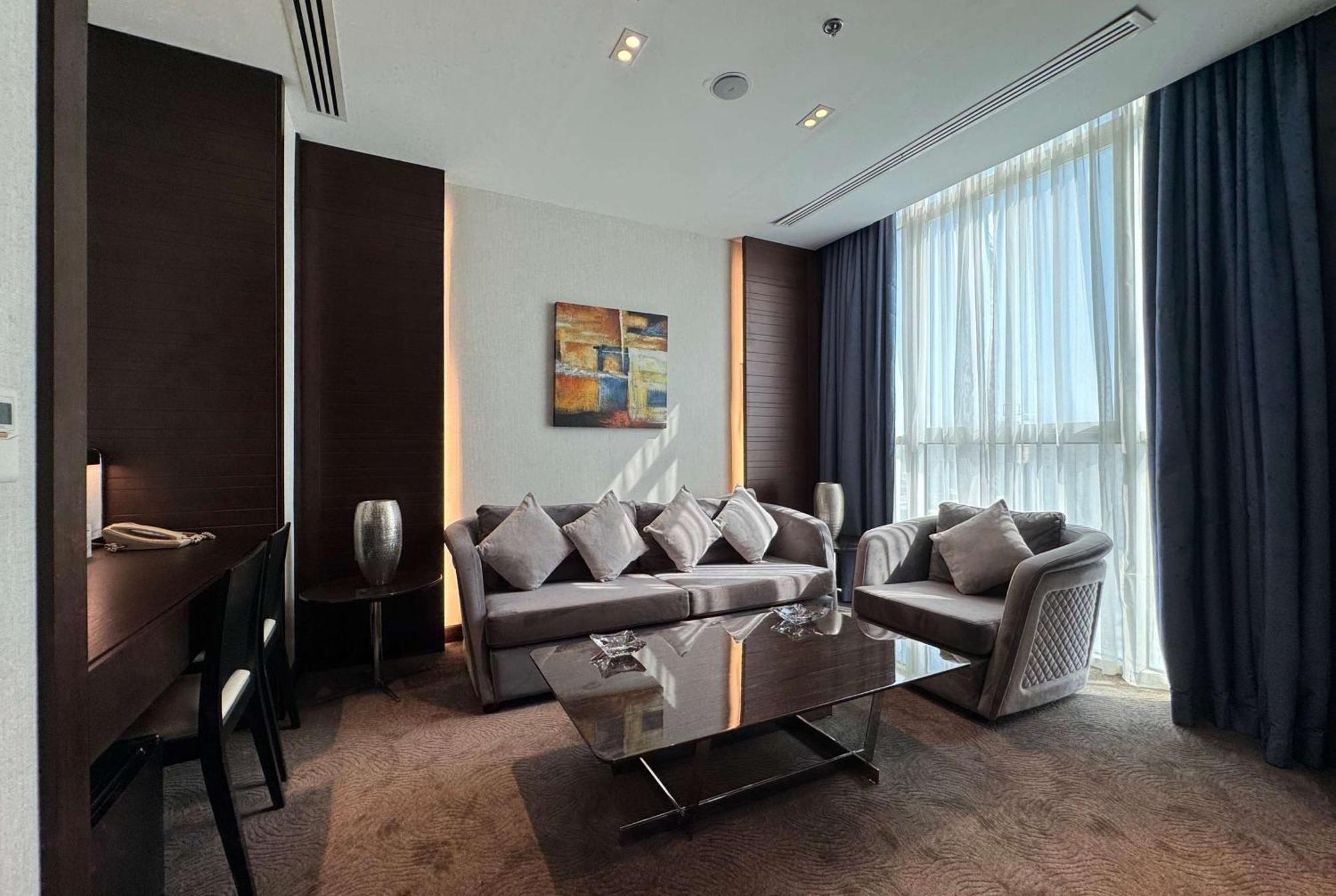 Ramada Encore Doha By Wyndham Exterior foto